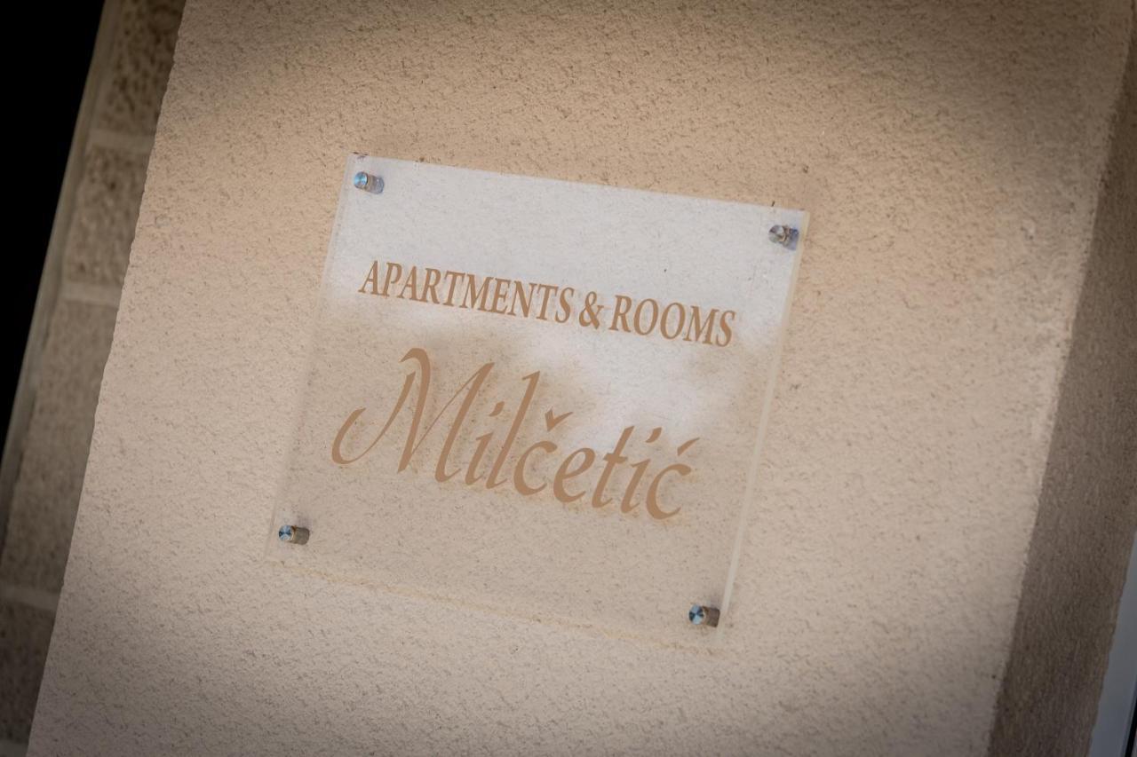 Apartments & Rooms Milcetic D Malinska Exterior photo